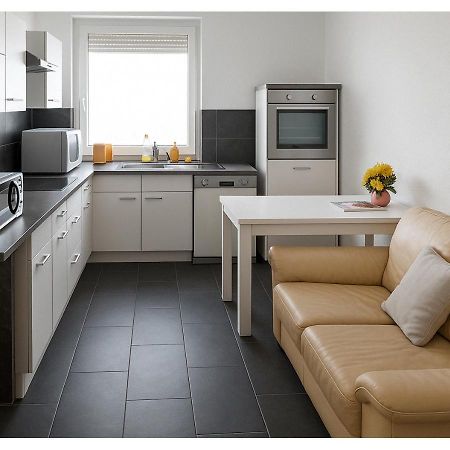 Gemuetliches Lisa Zimmer Mit Gemeinschaftskueche Heilbronn Zentrum 외부 사진